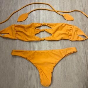 ISO: koi set in med or small 🫶